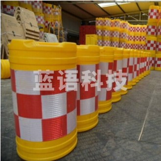 防撞桶 滚塑800*600
