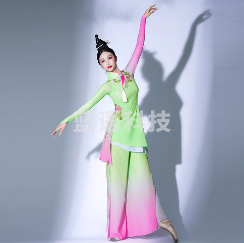 淡妆浓抹总相宜舞蹈服装带发饰带扇子套装-cpy5411