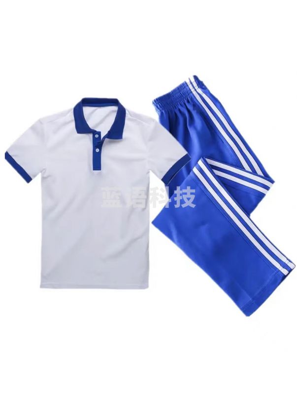 舞台表演青春剧，学生校服