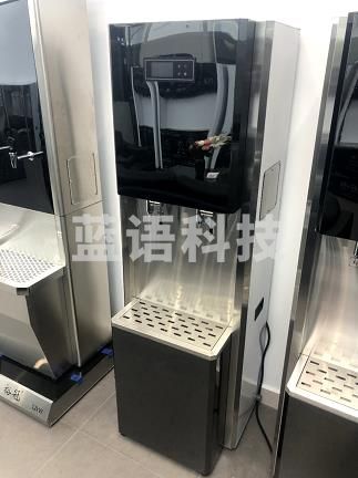 裕冠  步进式钛金净饮一体柜机 SW PRO 2A