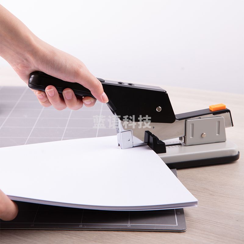 得力0390重型钉书机80页(台)