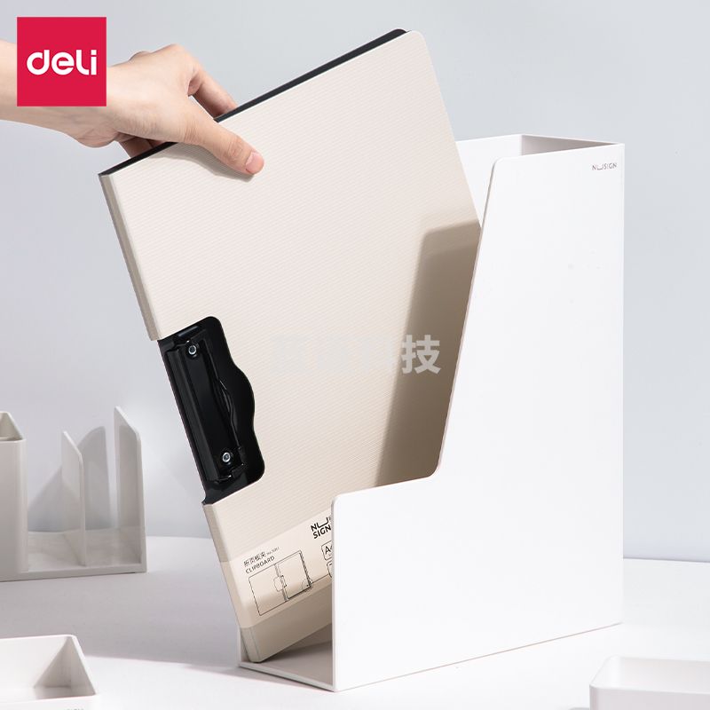 得力5011纽赛横式折页板夹(岸砂白)(个)