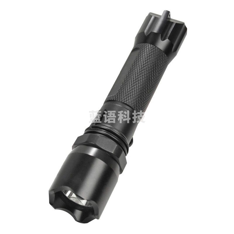 安保器材 强光手电多功能防暴手电筒