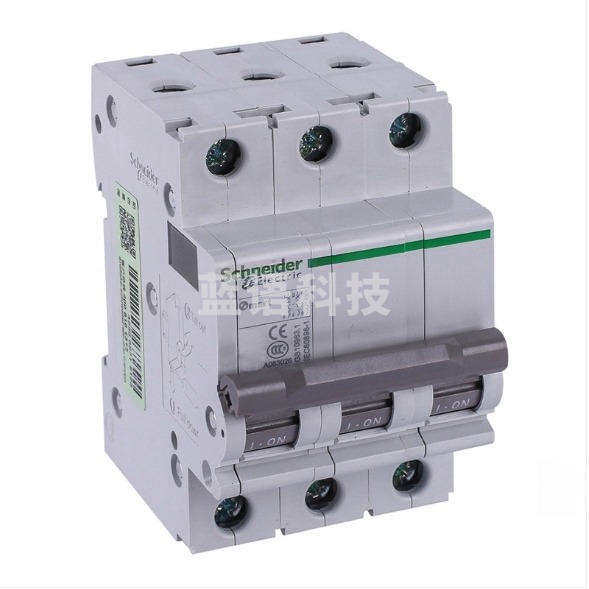施耐德 小型断路器 OSMC32N3P C32A