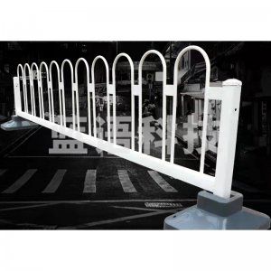 不锈钢护栏 （空心） 高70cm 长3米  含底座