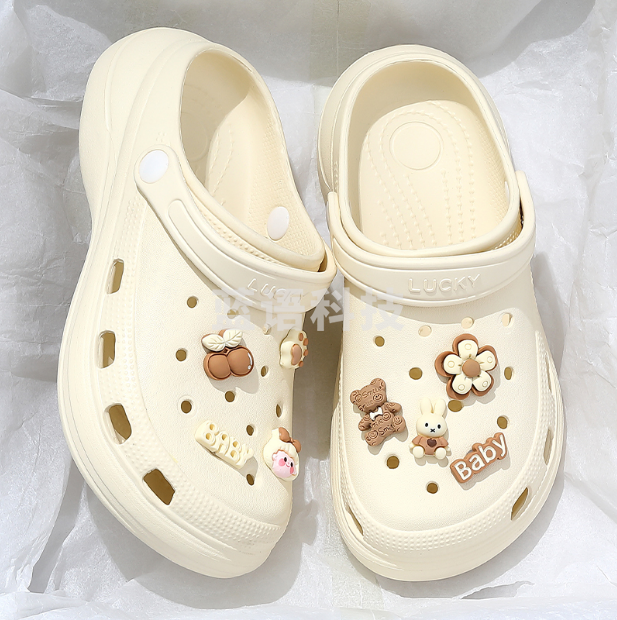 回力    洞洞鞋  厚底防滑沙滩卡通凉鞋   货号：JC