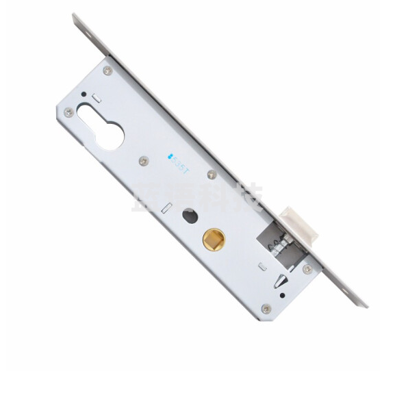 断桥铝单点锁体