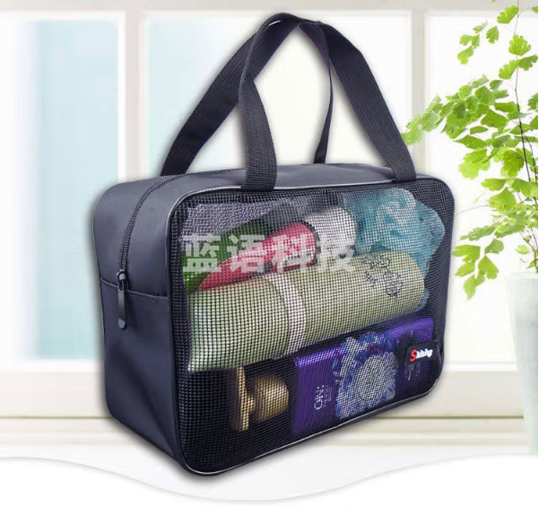 洗漱套装   含 牙膏、牙刷、牙杯、肥皂、洗发露、毛巾