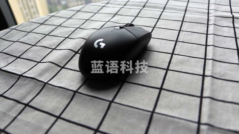 罗技 Logitech 无线鼠标 G304 带2.4G接收器-USB (黑色)