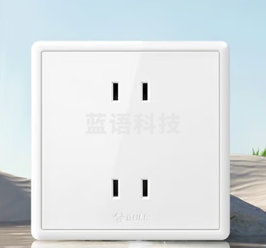 公牛(BULL)G35系列插座 86型面板  四孔白色10111885454215