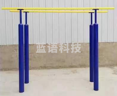双杠