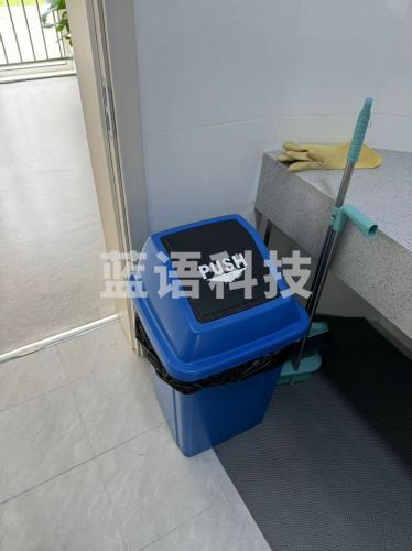 大号垃圾箱