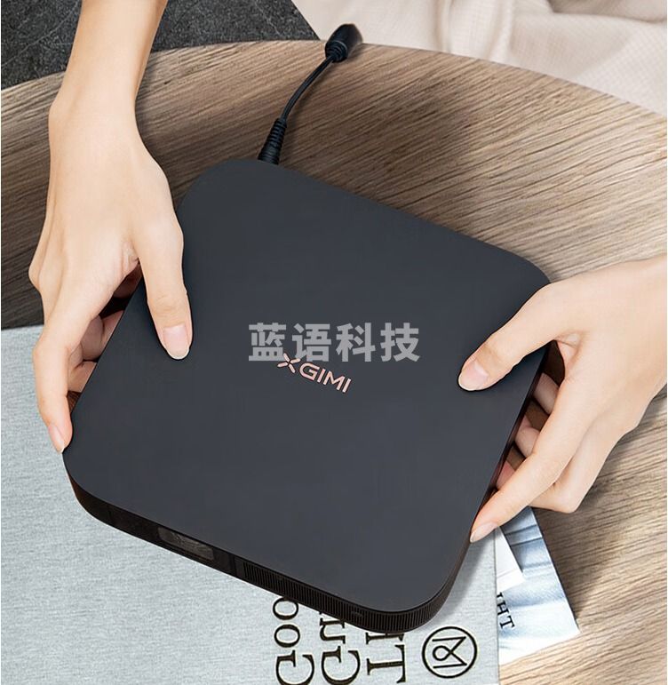 （下单前请咨询）极米（XGIMI） Z6X Pro投影仪 轻薄旗舰 （550CCB流明 旗舰级CPU 双摄矫正） Z6X Pro+便携支架（标准版）
