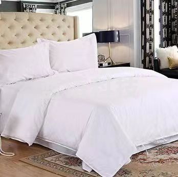 世纪娃  枕套 白缎条100%棉、纱织40*40加密、缩水率+5%