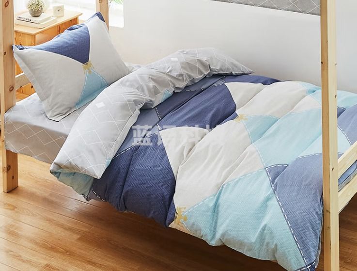 床上用品六件套(荞麦皮枕头+床单+棉被+夏凉被+被罩+床褥)