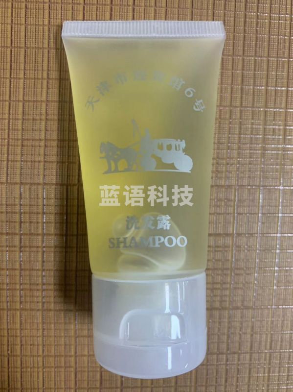 一次性洗发水  规格：带logo   单位：个