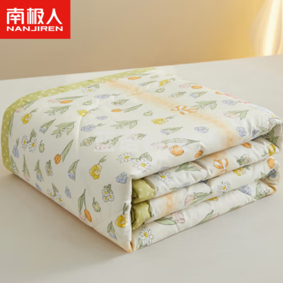南极人 被子被芯1.2斤 空调被夏凉被薄盖被 双人水洗棉纤维填充 花海200*230cm