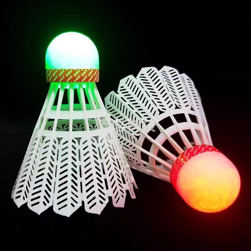 红双喜发光羽毛球室外荧光发亮耐打夜光尼龙塑料羽毛球2只装